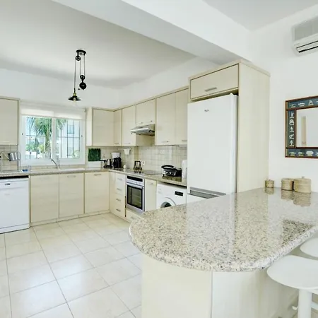 Naya, New 3 Bedroom With Private Pool *